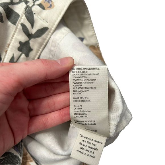 Free People We The Free Youthquake Printed Crop‎ Flare Jeans Size 28 SMALL FLAWS - Picture 10 of 10